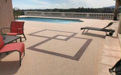 Aménagement : piscine en moquette de marbre